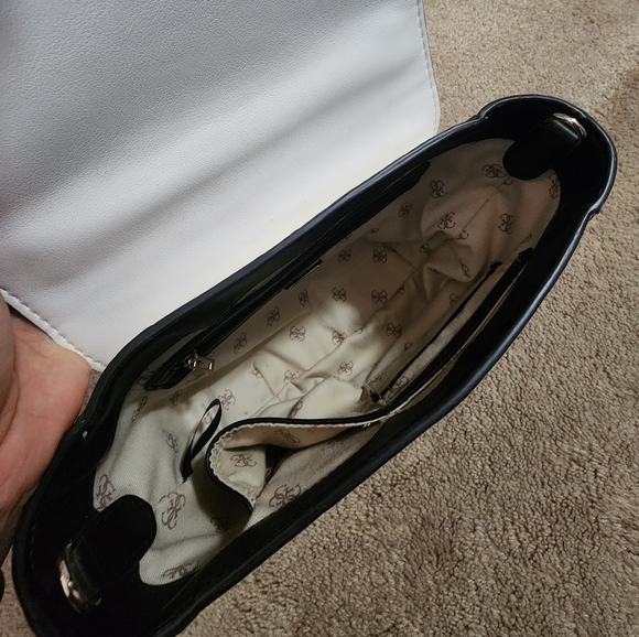 Guess bag - Picture 5 of 6